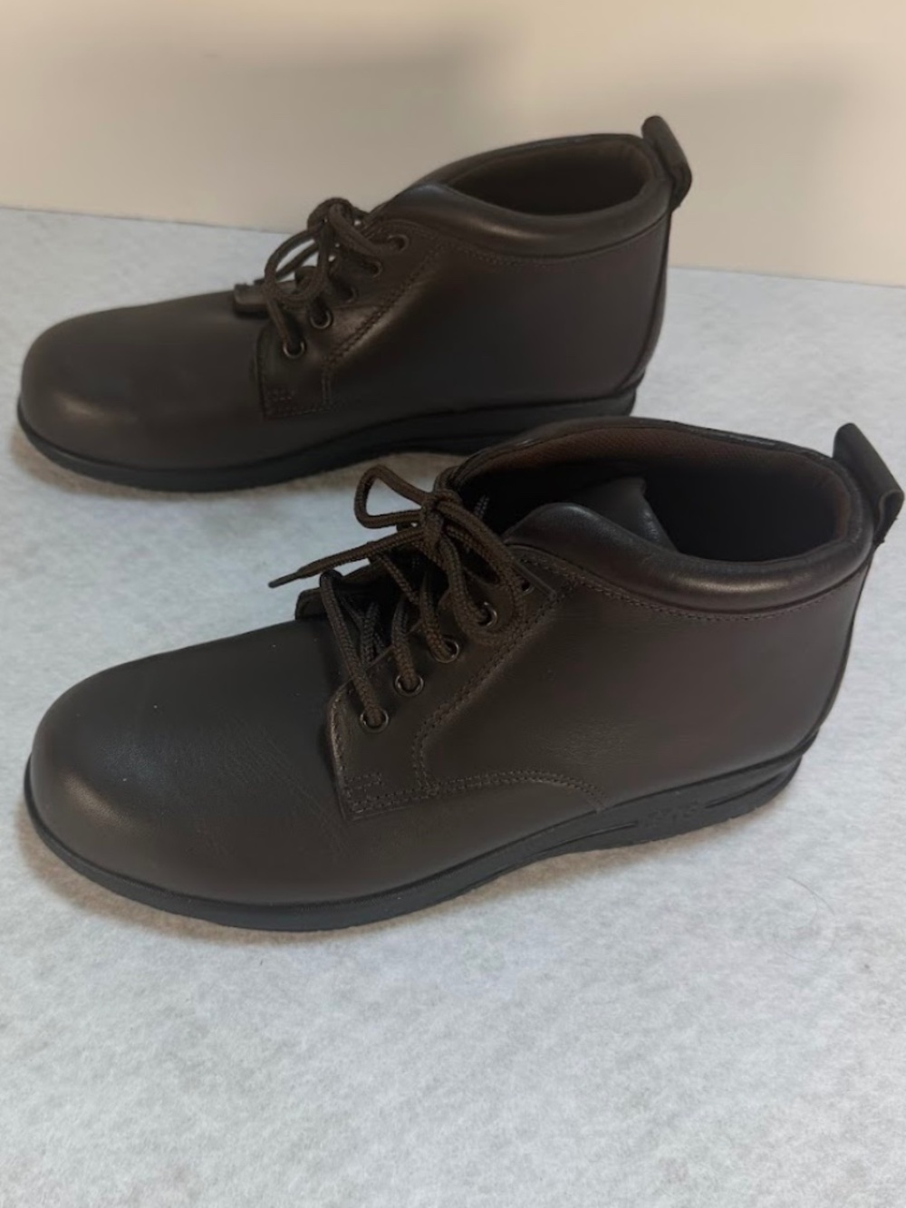 SAS Womens 7N Brown Leather Chukka Ankle Boots NWOT Tripad Comfort Made USA